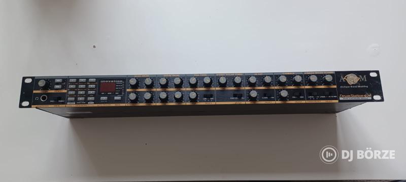 Novation Drumstation V1