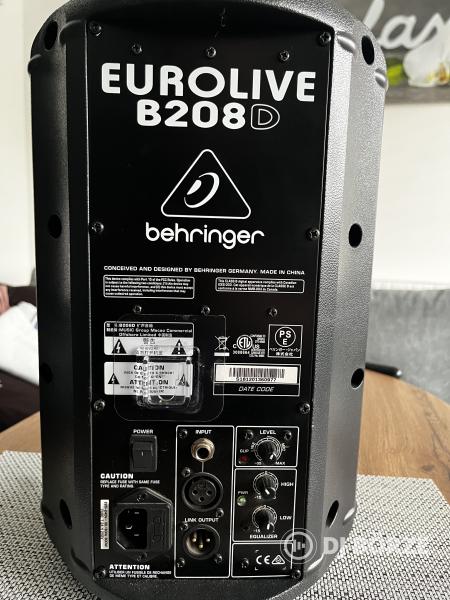 1 db aktív Monitor hangfal Behringer Eurolive B208D akár szállítva