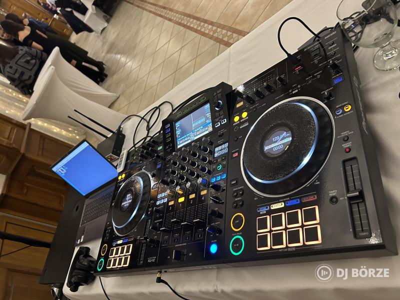 Pioneer xdj xz