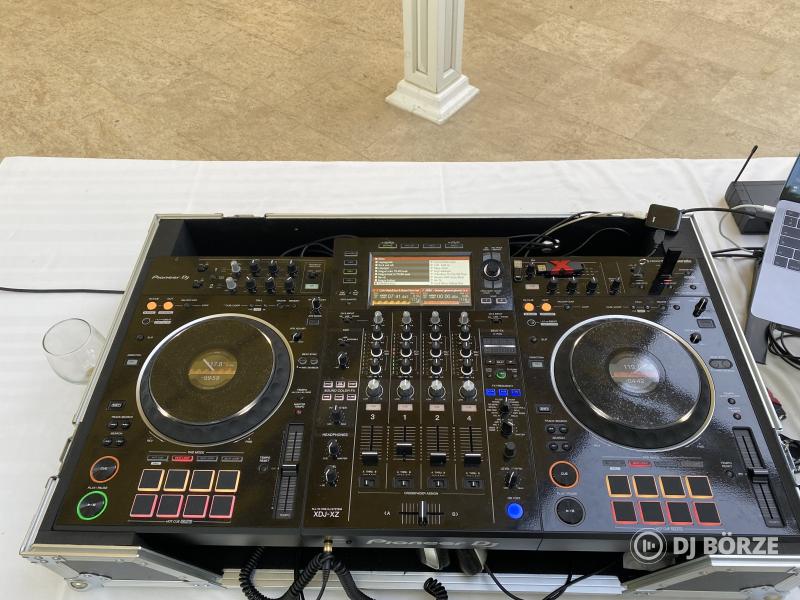 Pioneer xdj xz