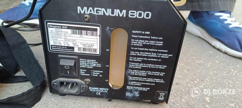 Martin Magnum 800