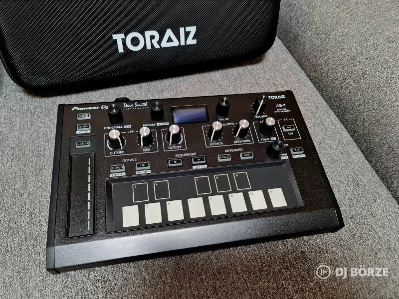 Pioneer DJ TORAIZ AS-1 analóg monofónikus szintetizátor