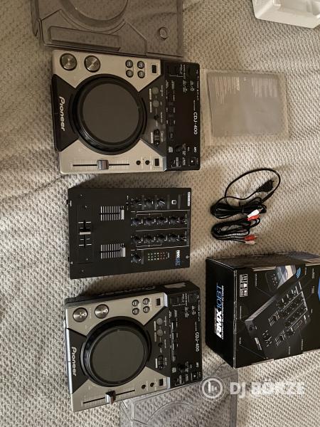 Pioneer CDJ 400-as pár / Reloop RMX 10 Bt szett (+Decksaverek,+Rack)