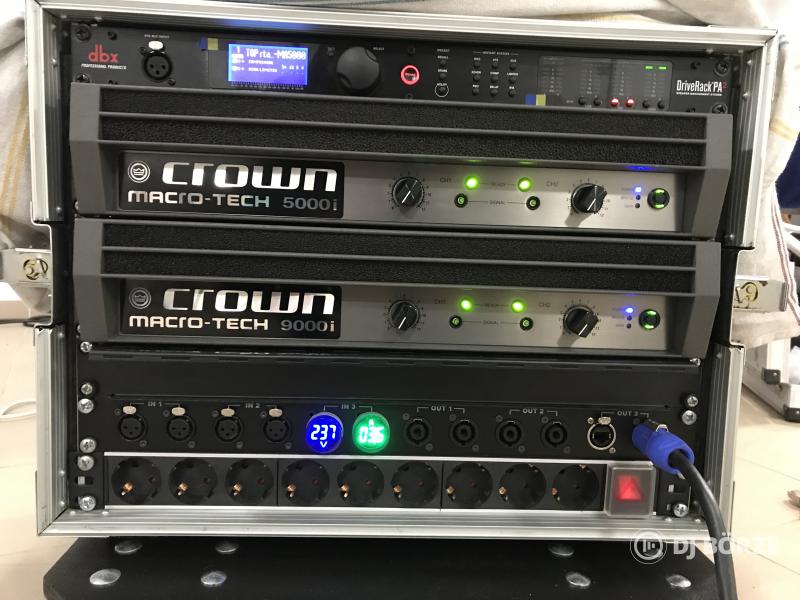 Crown MA5000i + MA9000i végfok + DBX PA2 rackben