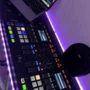 Native Instruments Traktor S8+UAG Koffer