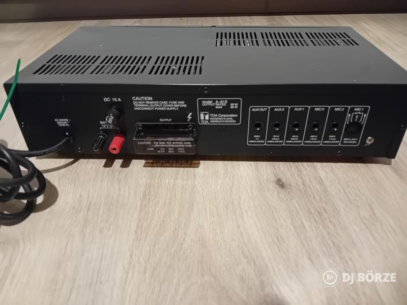 Toa a 61e (100v, 70v, 4ohm) 230v ról és akksiról is működik!