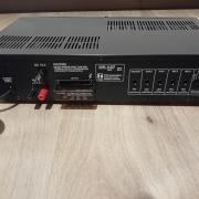 Toa a 61e (100v, 70v, 4ohm) 230v ról és akksiról is működik!