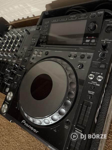 Pioneer CDJ-2000nexus