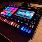 Pioneer TORAIZ SP-16 (standalone sampler és step-sequencer)