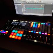 Native Instruments Maschine MK3 & Maschine JAM & Komplete 12 Ultimate Collectors Edition