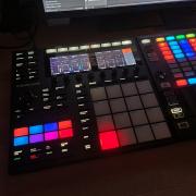 Native Instruments Maschine MK3 & Maschine JAM & Komplete 12 Ultimate Collectors Edition