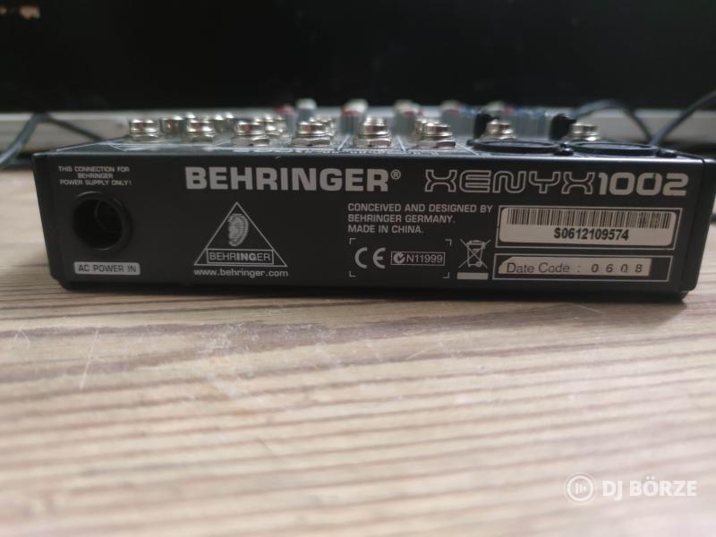 Behringer xenyx 1002