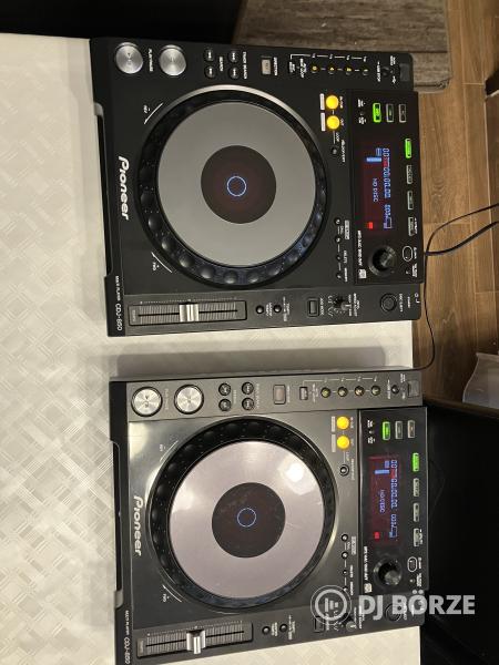 Pioneer CDJ-850 lejátszó