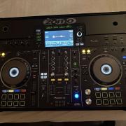 Pioneer XDJ RX2 + Zomo Rack