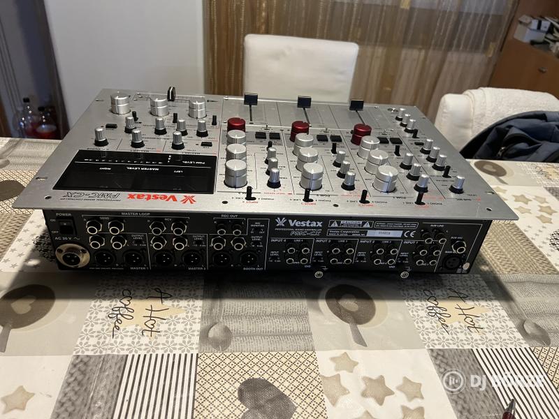 Vestax Pmc Cx mixer