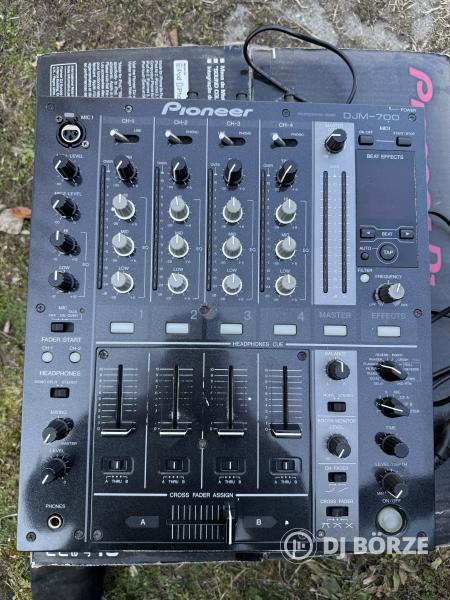 Pioneer CDJ 850 & DJM-700