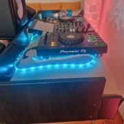 Pioneer XDJ-RX3 és Komplett DJ pult