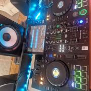 Pioneer XDJ-RX3 és Komplett DJ pult