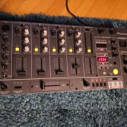 Pioneer DJM 3000 keverő