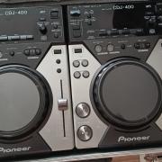 Pioneer CDJ 400 pár keverővel igény esetén MacBook pro