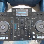 Pioneer XDJ-RX DJ Controller