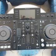 Pioneer XDJ-RX DJ Controller