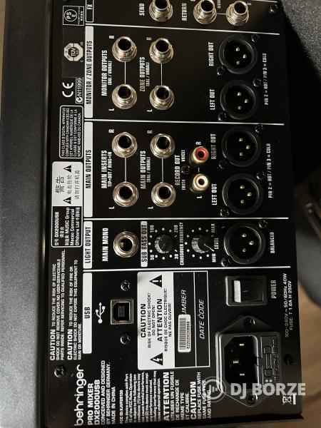 Behringer DX2000USB 7csatornás DJ-PA keverő