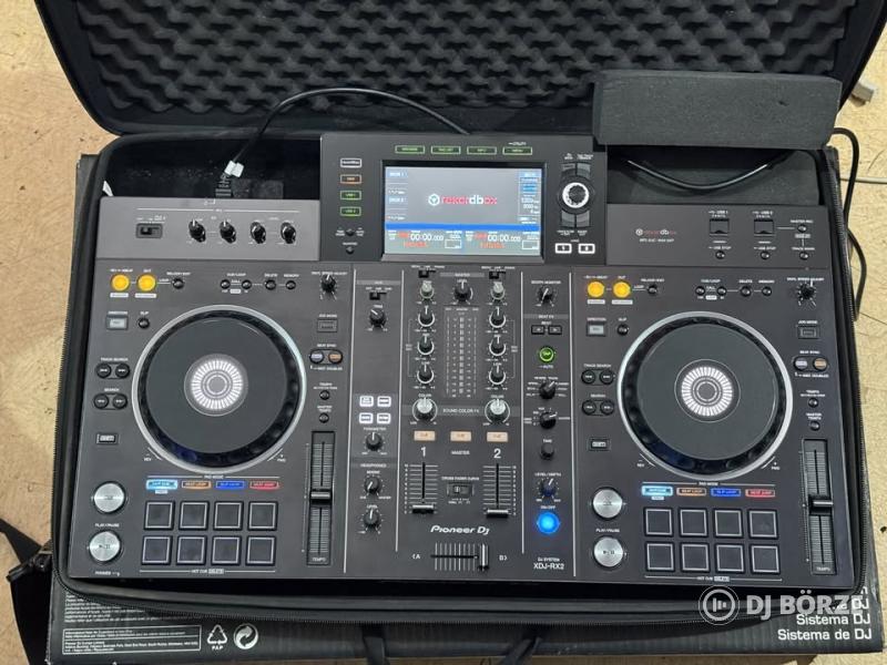 PIONEER XDJ RX2 + Magma táska