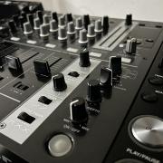 Pioneer DJM-700