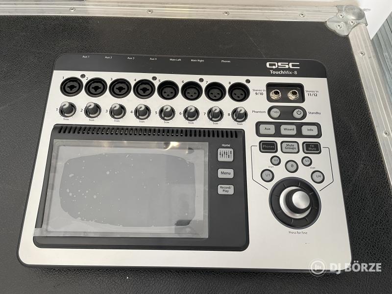 QSC TouchMix-8 digitális keverőpult