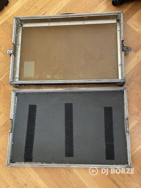 Pedál board rack