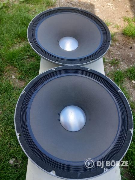Peavey balck widow 15" hangszórók!