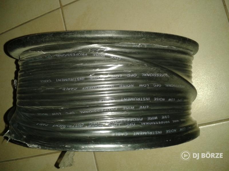Proel Livewire UJ assimetrikus gitarkabel 100meter 25000