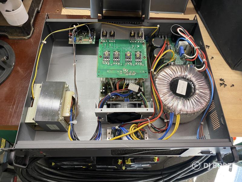 RCS BA480c installációs végfok 480W RMS teljesítmény