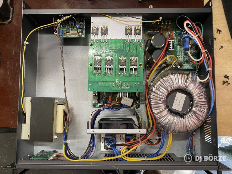 RCS BA480c installációs végfok 480W RMS teljesítmény