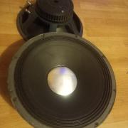 12"Evm páros eladó