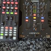 Allen &Heath Xone 23C  és Xone K2