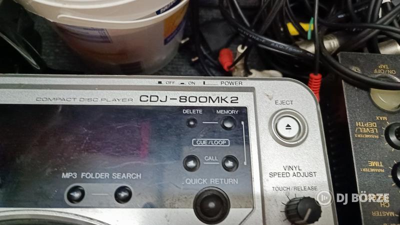 Pioneer CDJ-800