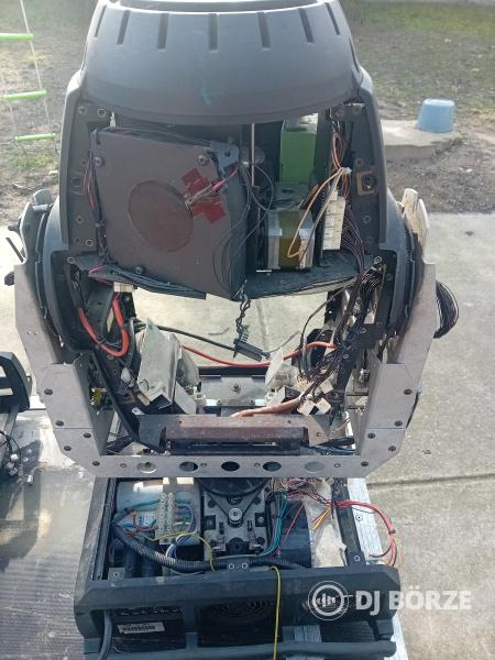 4db van!Martin mac 2000 alkatrésznek egyben, retró fények felújításához...