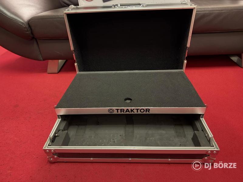 Native Instruments Traktor Kontroll S4 táska