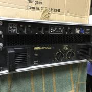YAMAHA H7000 végfok + 4U rack + patch panel