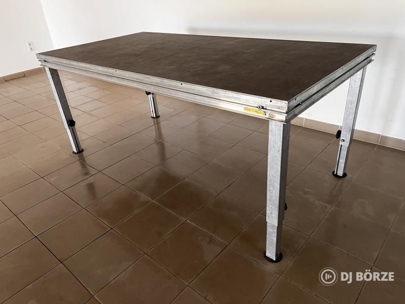 1 db APQ Stage színpadelem diszkóspultnak
