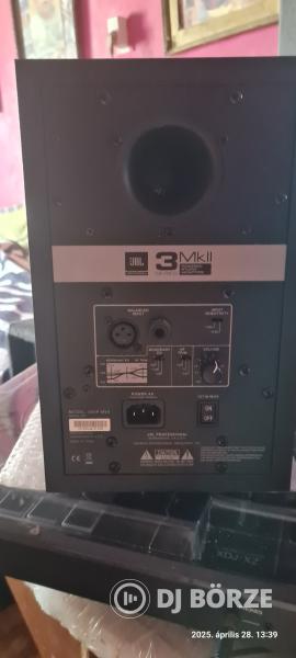 JBL 305P MkII Aktív hangfal pár