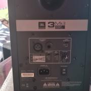 JBL 305P MkII Aktív hangfal pár