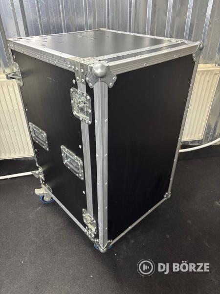 18U Magas Robust rack kerekekkel szerelve