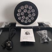 Eladó számlával, garanciával, új 18x10 watt fém házas PAR lámpák, rackekkel