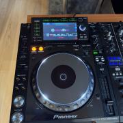Pioneer CDJ-2000NXS + DJM-900 nexus
