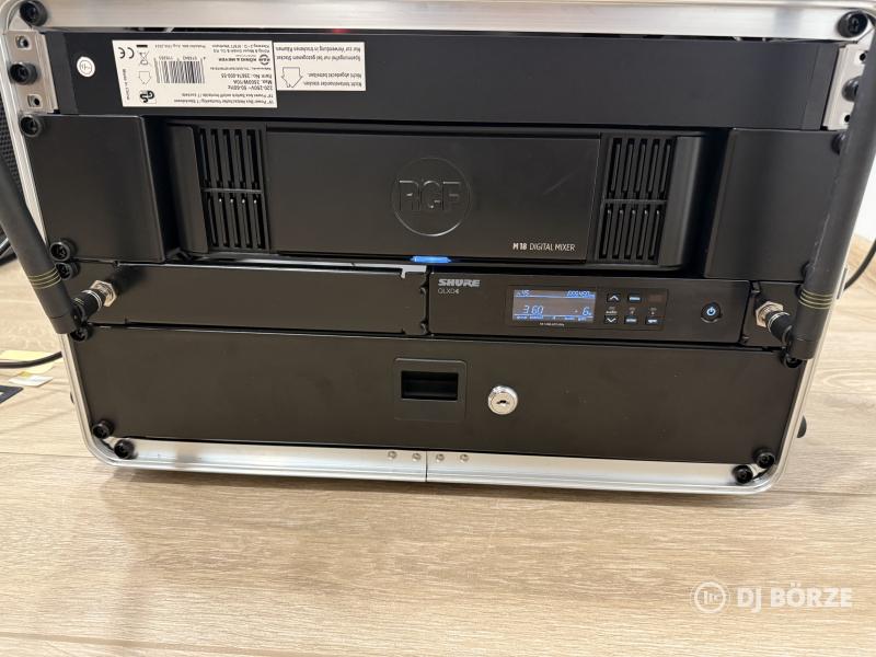 RCF M18 Digitális keverő
