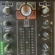 dB Technologies es1203 huzattal (Használt, javított), Denon Prime 4 esztétikai hibákkal (használt)