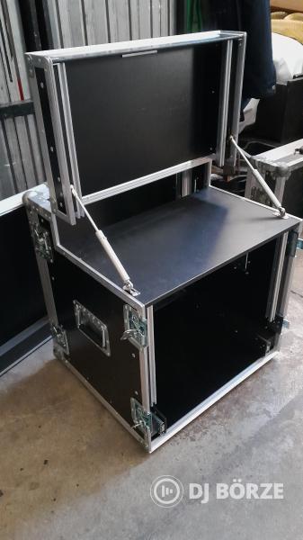 Monitoros, kihajtható fedelű, alul sines rack - Safecase